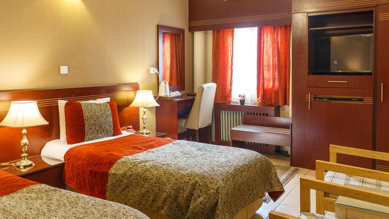 اتاق دو تخته توئین 2 هتل رودکی شیراز